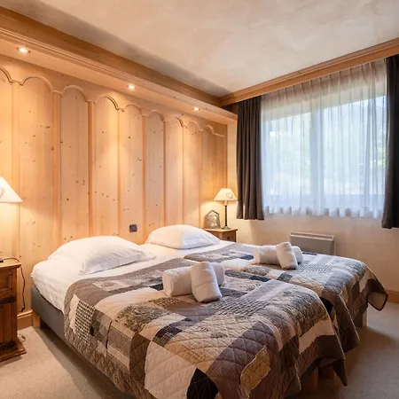 Grand 6 Pieces Pour 10 Pers. Proche Pistes, Animaux Ok, Parking, Wifi - Fr-1-343-223 * Chamonix