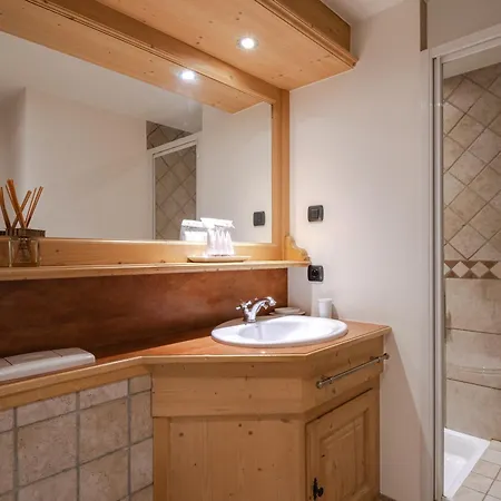 Superbe Duplex De 144m² 10 Pers. - Proche Pistes & Centre, Terrasse, Parking, Wifi - Fr-1-343-223 Chamonix